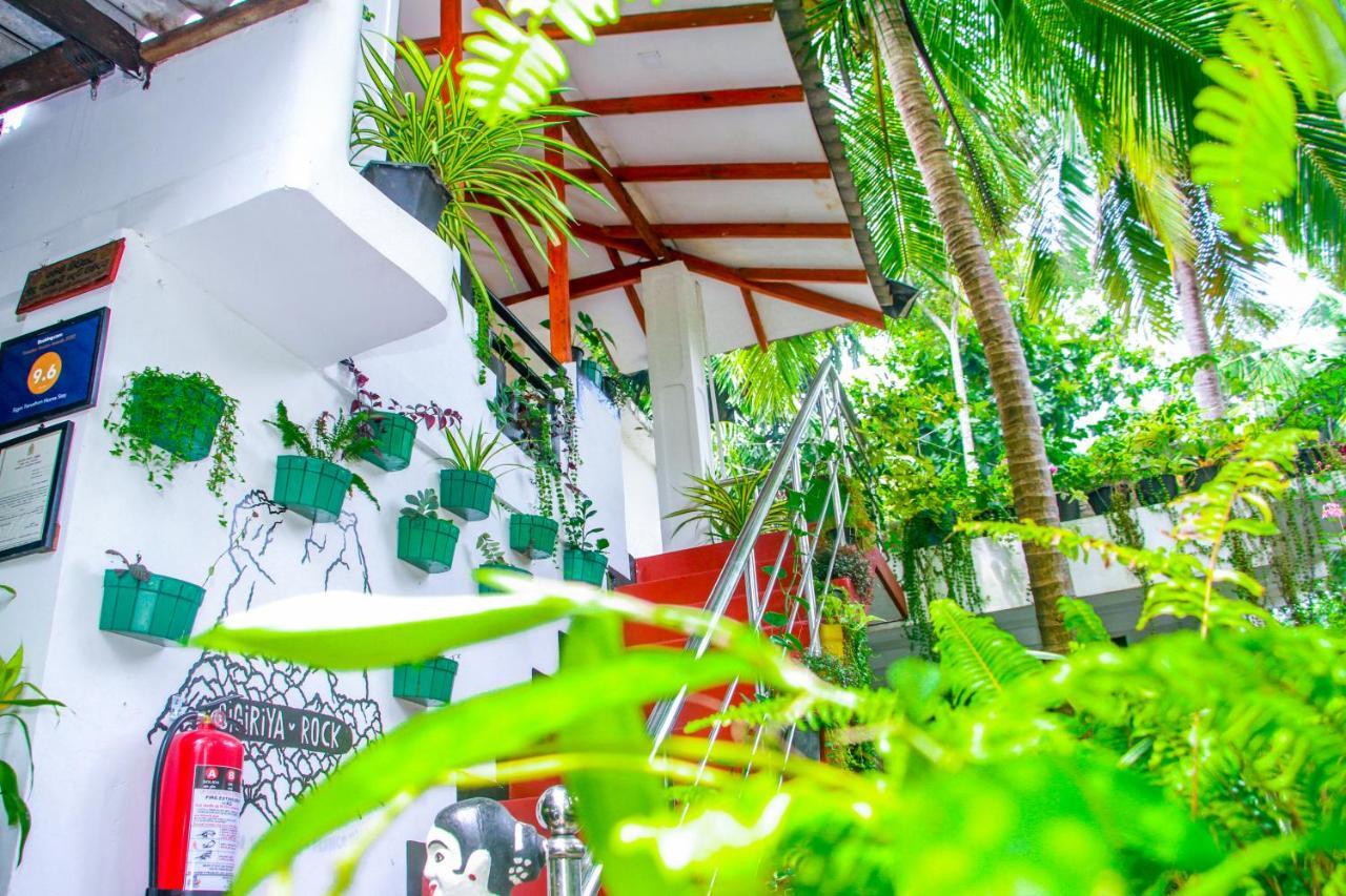 Sigiri Tarushan Home Stay Sigiriya Buitenkant foto