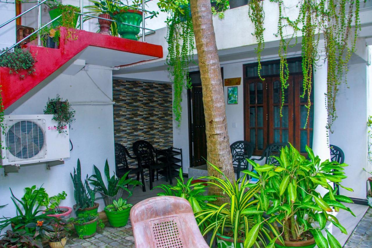 Sigiri Tarushan Home Stay Sigiriya Buitenkant foto